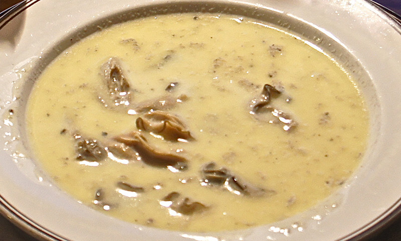 15 Traditional Maryland Foods You Must Try Before You Die: oyster stew