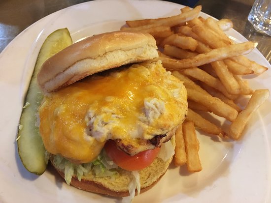 15 Traditional Maryland Foods You Must Try Before You Die: chicken Chesapeake sandwich